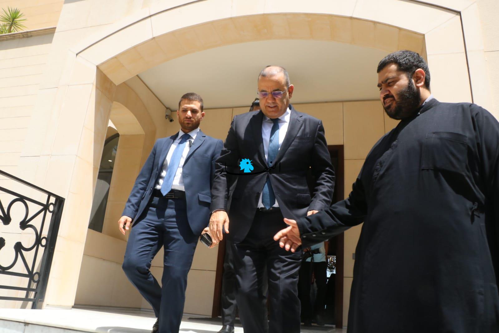 المطران الياس عوده استقبل اللواء الياس البيسري (صور)